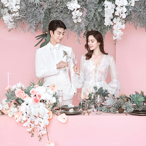 【上海婚纱摄影工作室】拍摄婚纱照 有哪些发型可以显脸小