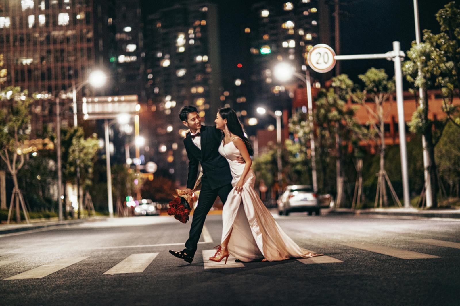 《婚纱》夜景-图片2