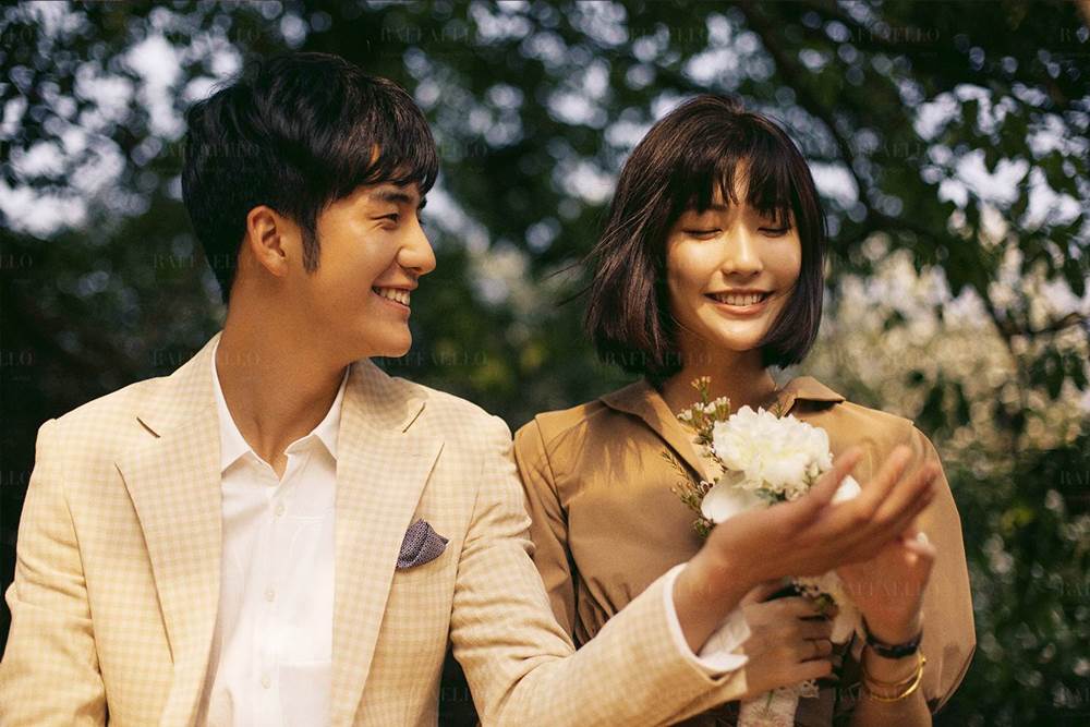 【上海婚纱摄影工作室】 拍婚纱照妆容造型4个小窍门，让你美美的拍婚纱照